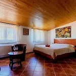 Guest house U Tri Ruzi - Adults Only 3*