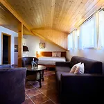 U Tri Ruzi - Adults Only Guest house Vrbice