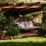 Guest house U Tri Ruzi - Adults Only
