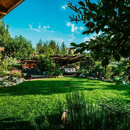 U Tri Ruzi - Adults Only Guest house Vrbice
