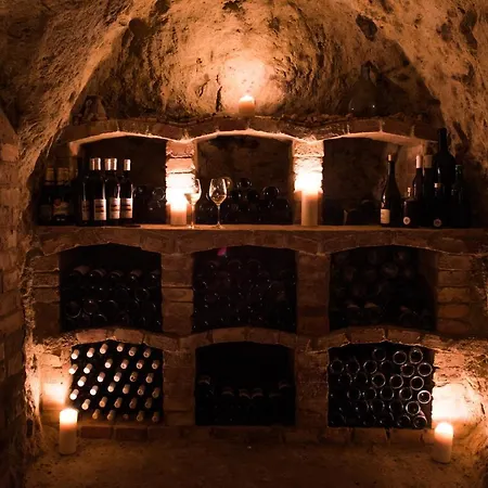 U Tří Růží Vrbice