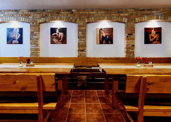 Pensjonat U Tri Ruzi - Adults Only Vrbice