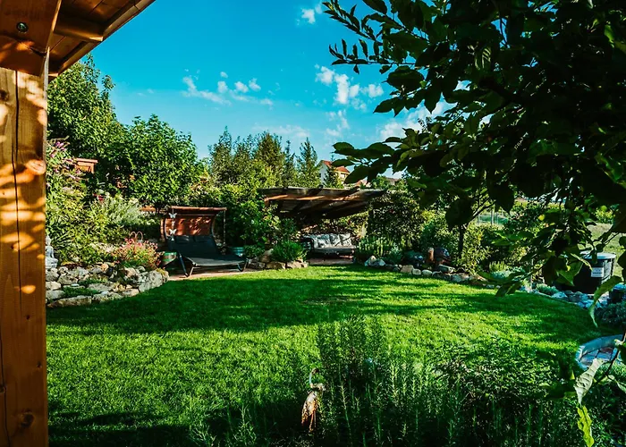 U Tri Ruzi - Adults Only Pensjonat Vrbice